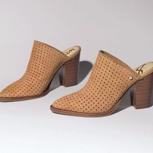 Sam Edelman Bates Mule size 8- golden caramel. Excellent condition!